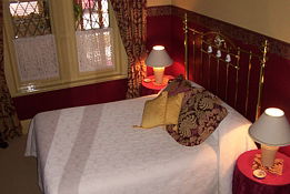 Triune House Bed And Breakfast - Tourism Townsville 0