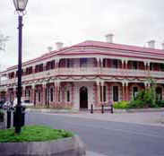 Jens Town Hall Hotel - Tourism Townsville
