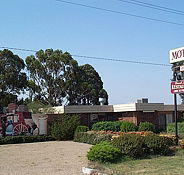 Coach Lamp Motel - Tourism Townsville