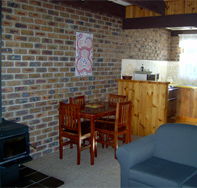 Warrawee Holiday Units - Tourism Townsville