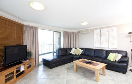 Sails Apartments - Tourism Townsville 1