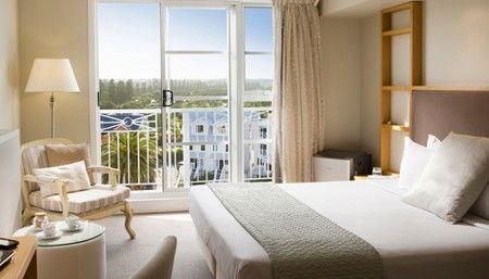 Quality Suites Deep Blue - Tourism Townsville 2