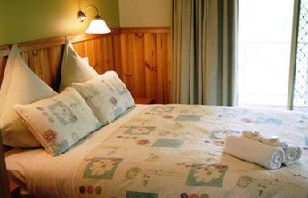 Golden Heritage Motor Inn - Tourism Townsville 2