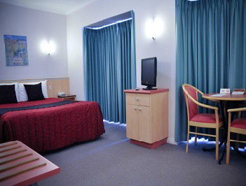 The Waverley International Hotel - Tourism Townsville 3