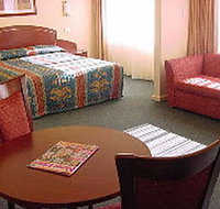 Embassy Motel - Tourism Townsville