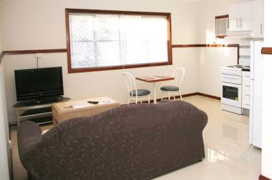 Across Country Motor Inn - Tourism Townsville 5