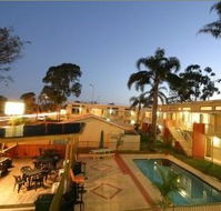 Kelanbri Holiday Apartments - Tourism Townsville