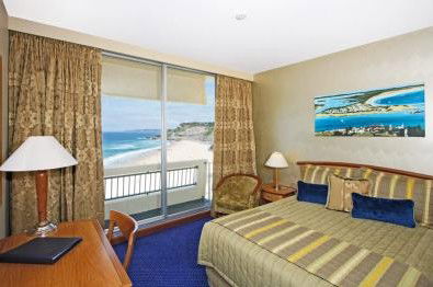 Quality Hotel Noahs On The Beach - Tourism Townsville 0