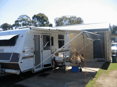 Glenlodge Caravan Village - Tourism Townsville