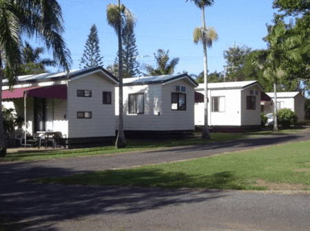 Oakwood Caravan Park - Tourism Townsville 5