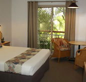 Colonial Village Motel - Tourism Townsville