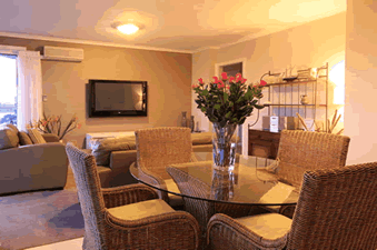 Sails Apartments - Tourism Townsville 7