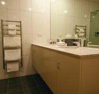 Chapel Hill Winery Guest House - Tourism Townsville