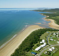 SeaEagles Beach Resort - Tourism Townsville