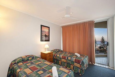 Rainbow Commodore Holiday Apartments - Tourism Townsville 3