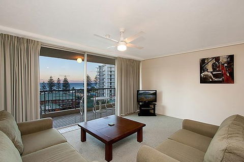 Rainbow Commodore Holiday Apartments - Tourism Townsville 4