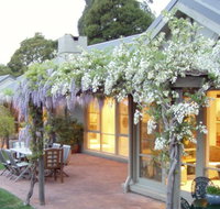 Tomah Mountain Lodge - Tourism Townsville