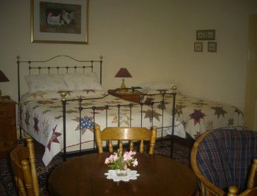 Robe House - Tourism Townsville 4