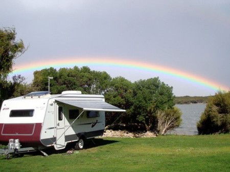 Lakeside Tourist Park - Tourism Townsville 1