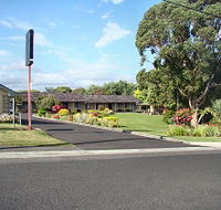 Willaway Motel Apartments - Tourism Townsville