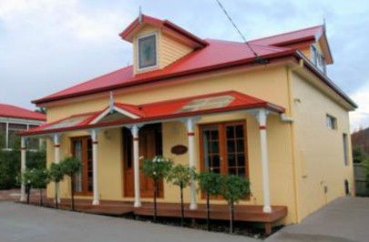 Quayside Cottages - Tourism Townsville 3
