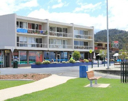 Lifes A Beach Apartment - Tourism Townsville 1