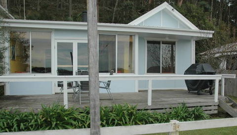 A Lake House At Burrill Lake - Tourism Townsville 5