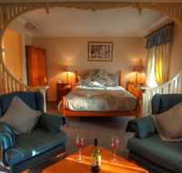 Honeysuckle Cottages and The Rocks Restaurant - Tourism Townsville