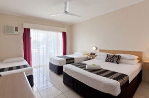 City Sheridan Inn - Tourism Townsville 0