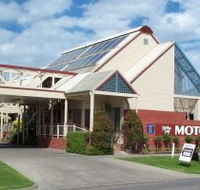 Riverboat Lodge Motor Inn - Tourism Townsville