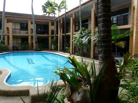 Oasis Inn Holiday Apartments - Tourism Townsville 4