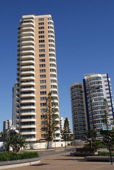Zenith Apartments - Tourism Townsville 8