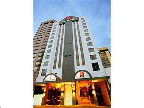 Ibis Melbourne - Tourism Townsville 0