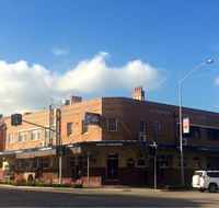 Golden Fleece Hotel - Tourism Townsville