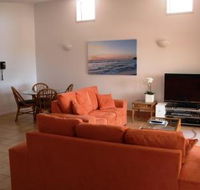 Lennox Beach Resort - Tourism Townsville