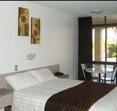 The Edge Hotel - Tourism Townsville