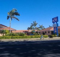 Twin Pines Motel - Tourism Townsville