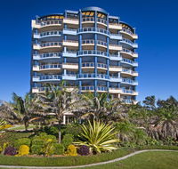 Beaches International - Tourism Townsville