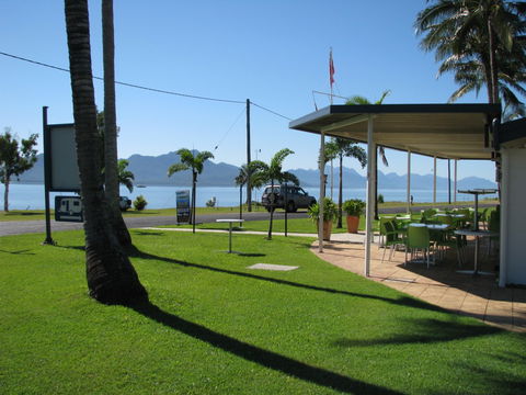 Cardwell Beachcomber Motel & Tourist Park - Tourism Townsville 3