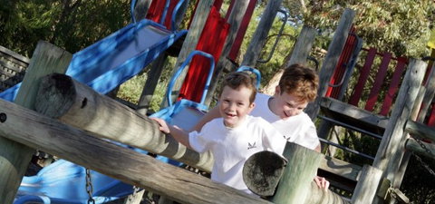Abbey Beach Resort - Tourism Townsville 5
