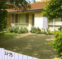 Lavender Cottage Beach House - The Beach House Built For Two - Tourism Townsville