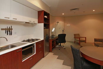 Quality Hotel Batman's Hill On Collins - Tourism Townsville 37