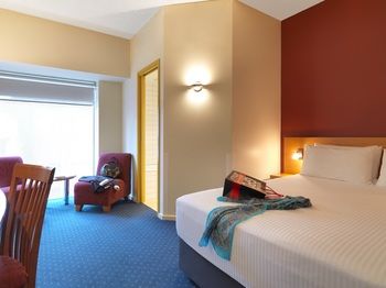 Ibis Melbourne Little Bourke Street - Tourism Townsville 9