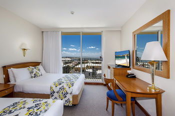 Quality Hotel NOAH'S On The Beach - Tourism Townsville 36