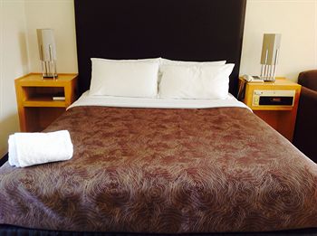 Sandown Regency - Tourism Townsville 2