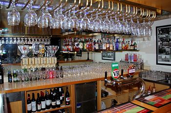 Sandown Regency - Tourism Townsville 3