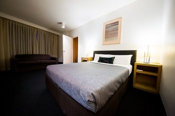 Sandown Regency - Tourism Townsville 14