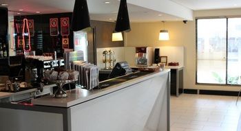 Ibis Newcastle - Tourism Townsville 20