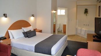 Best Western Mill Park Motel - Tourism Townsville 14