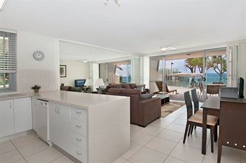 Fairshore Noosa - Tourism Townsville 5